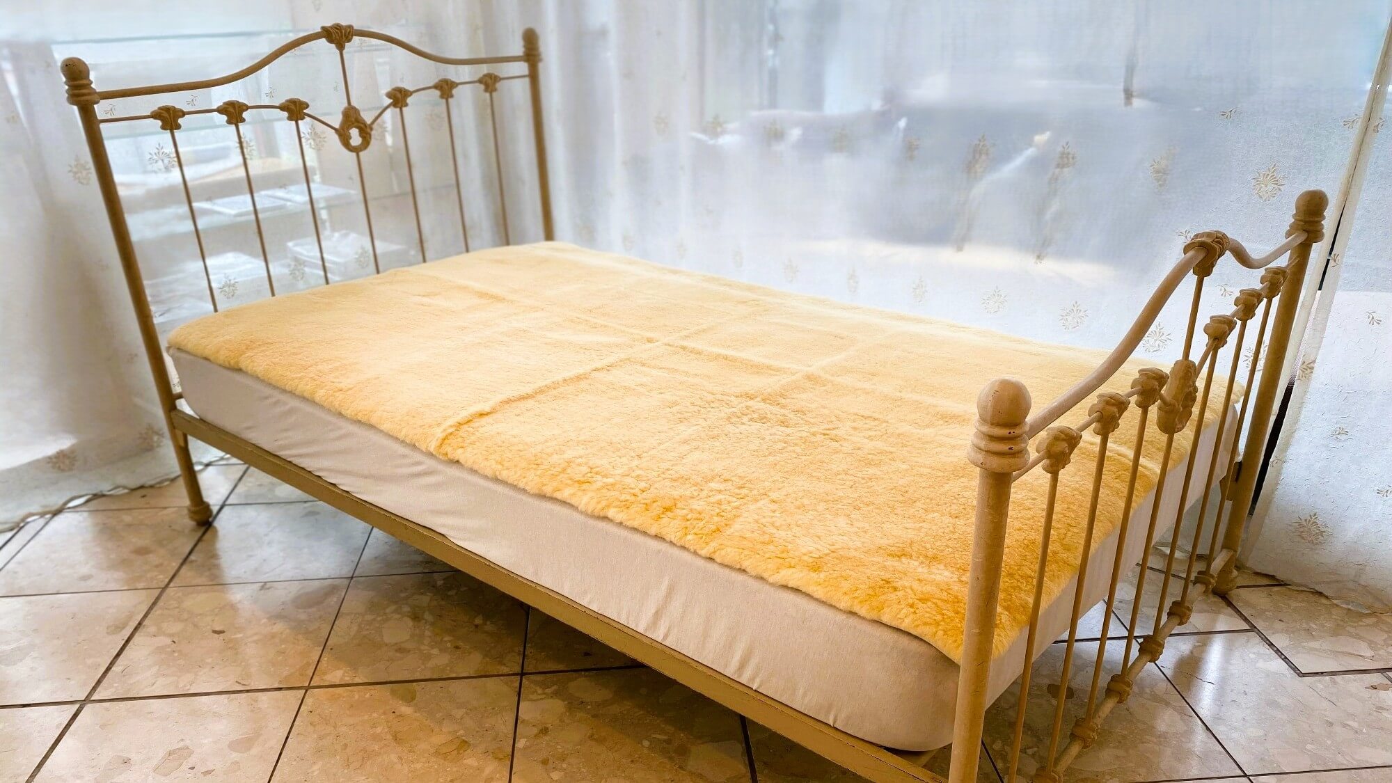 ムートンシーツ